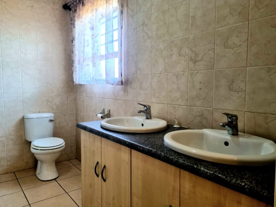 3 Bedroom Property for Sale in Hillcrest Northern Cape